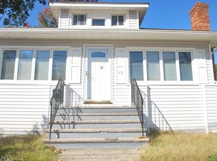 15 Pehle Ave, Saddle Brook, NJ 07663