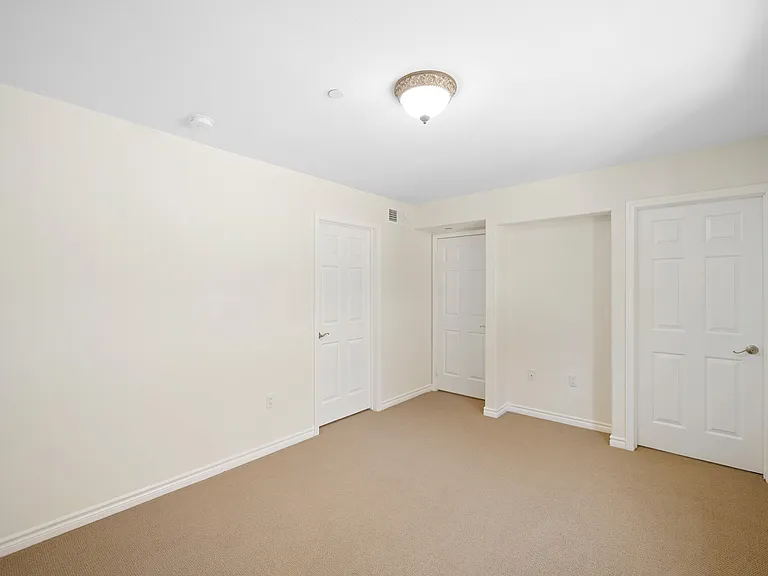 345 W Loraine St #3 — Photo 22