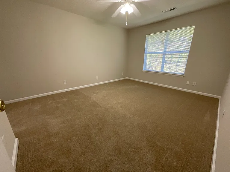 Meridian Park Apartments — Photo 138