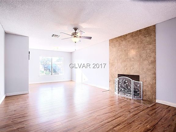 4th image of 6829 Elm Creek Dr
