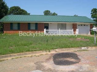 209 Fairview Dr, Enterprise, AL 36330