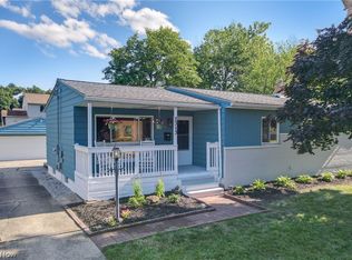 2313 Lynnwood Dr, Stow, OH 44224