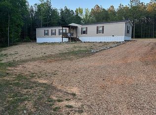 1677 Red Roberts Rd, Fulton, MS 38843