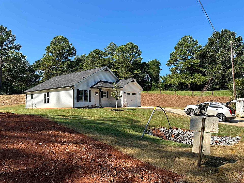 221 N Laurel Ave, Landrum, SC 29356 Zillow