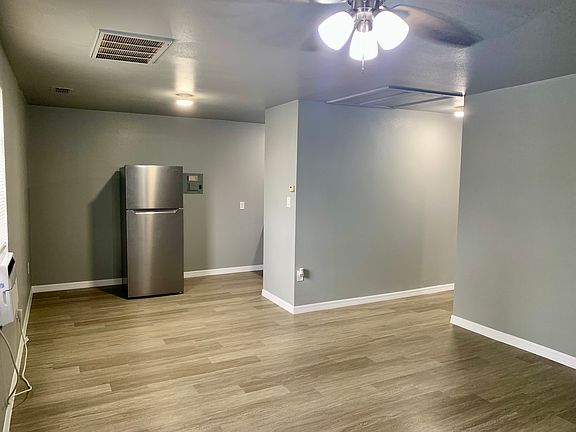 5th image of 303 Givens Ave #3
