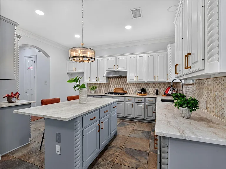 14519 Basalt Ln — Photo 5