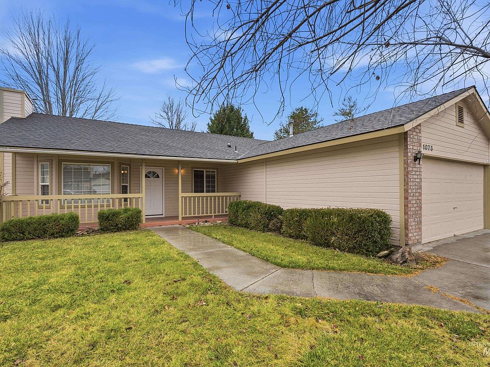 1st image of 1075 W Egret Dr