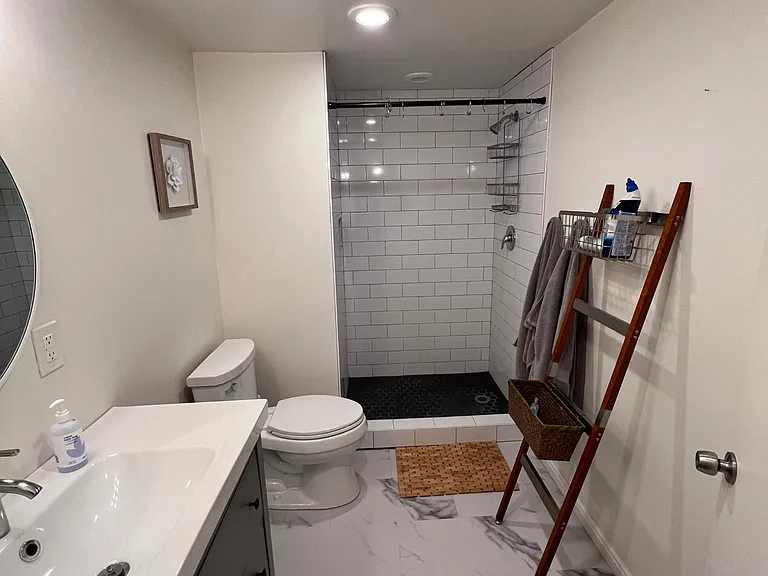 2435 S Wilshire Dr — Photo 12