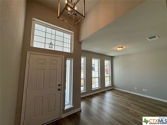 5th image of 1472 Dryden Ave