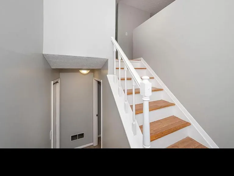 3769 Wood Trail Dr — Photo 10
