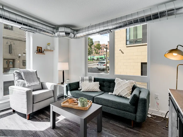 The Donegan Apartments — Photo 95