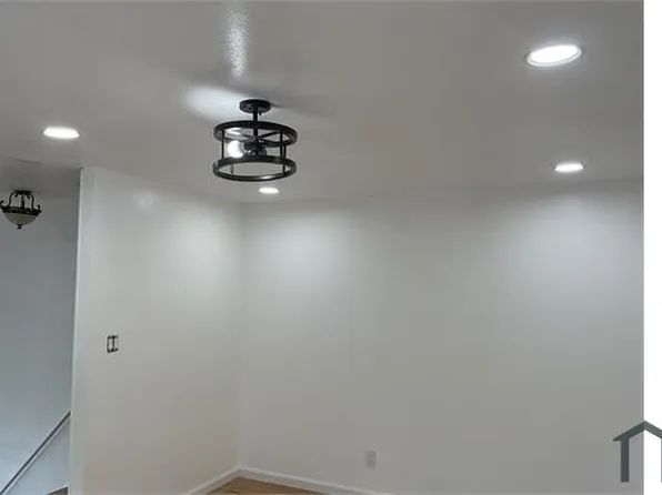 253-56 149th Rd #2, Rosedale, NY 11422