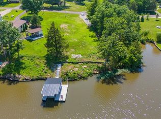 2000 Lakeshore Dr, Cuba, MO 65453