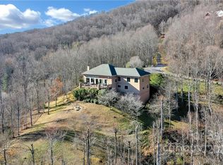 141 Wren Way, Waynesville, NC 28786