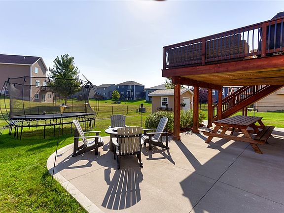 2nd image of 2165 SE Peachtree Dr