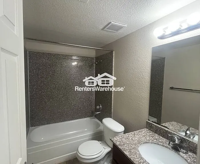 5026 River Glen Dr #159 — Photo 9