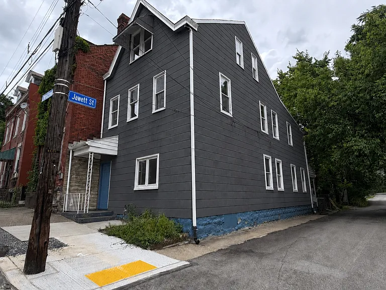 2348 McCook St — Photo 7