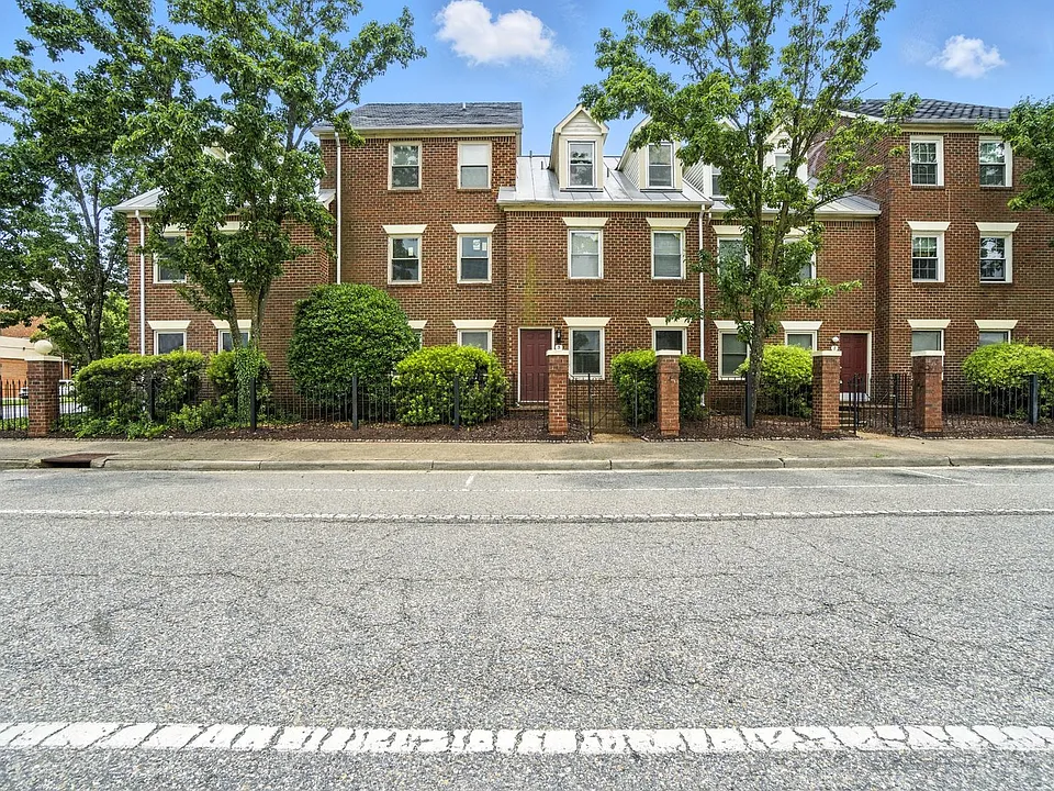 3 Lincoln St