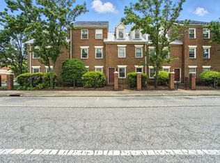 3 Lincoln St, Hampton, VA 23669