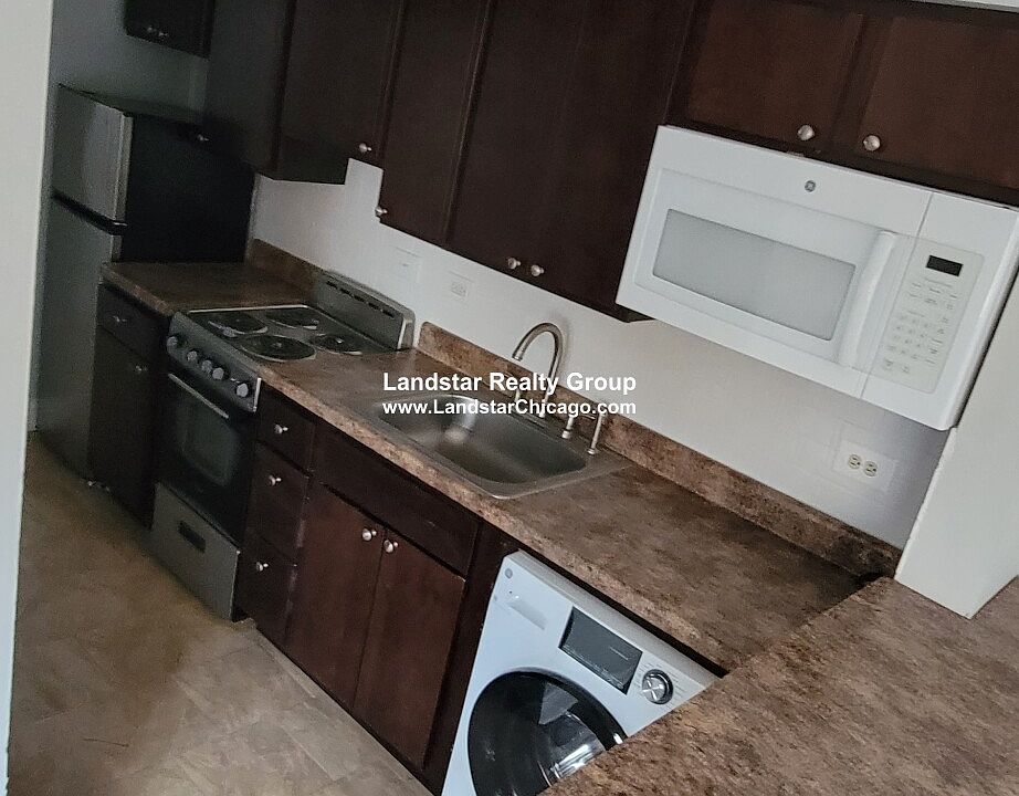 1st image of 1735 W Bryn Mawr Ave #18