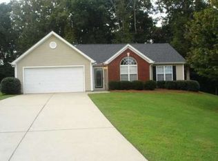 5892 Meadowfield Trce, Flowery Branch, GA 30542