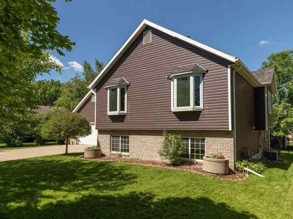 105 12th Ave NW, Kasson, MN 55944