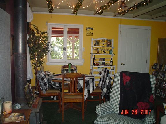 2nd image of 397 Redwood Ln