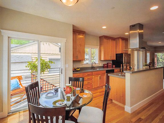 4th image of 1321 El Camino Real #5