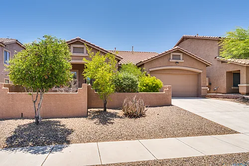 677 W Pizzicato Ln Photo 1