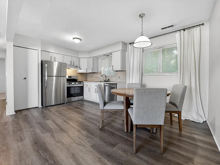 3712 Hampton Blvd — Photo 6