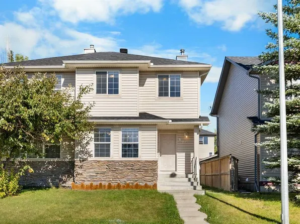 71 SW Covepark Sq NE, Calgary, AB T3K 5W9
