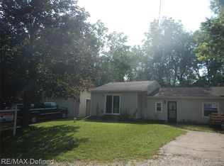 493 Orion Ter, Lake Orion, MI 48362