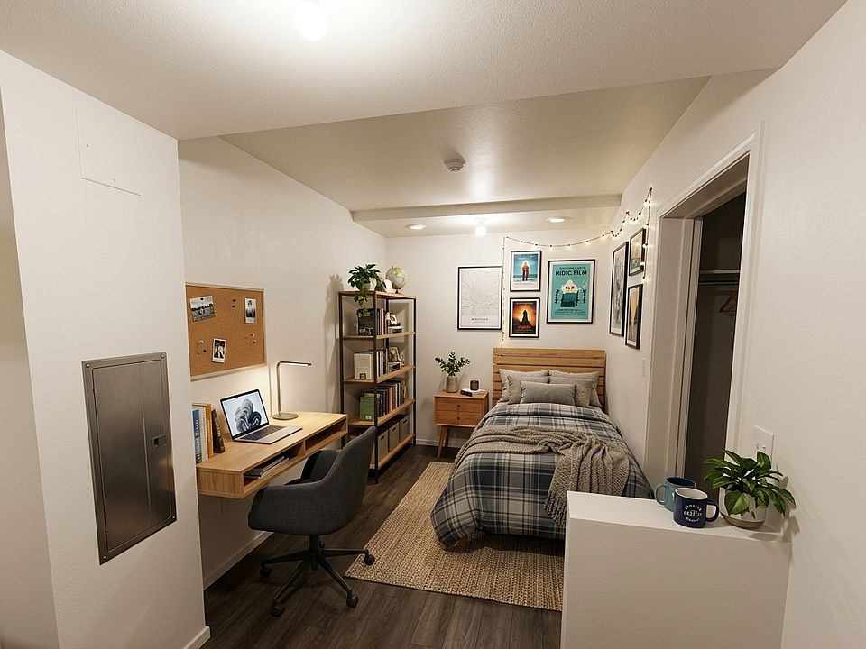 1st image of 547 Gayley Ave #18