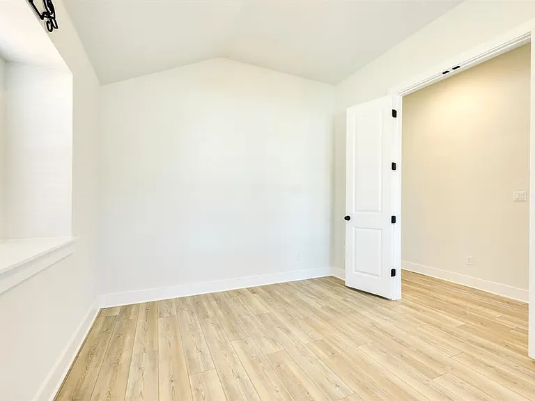 122 Biscayne Bay Bnd — Photo 13