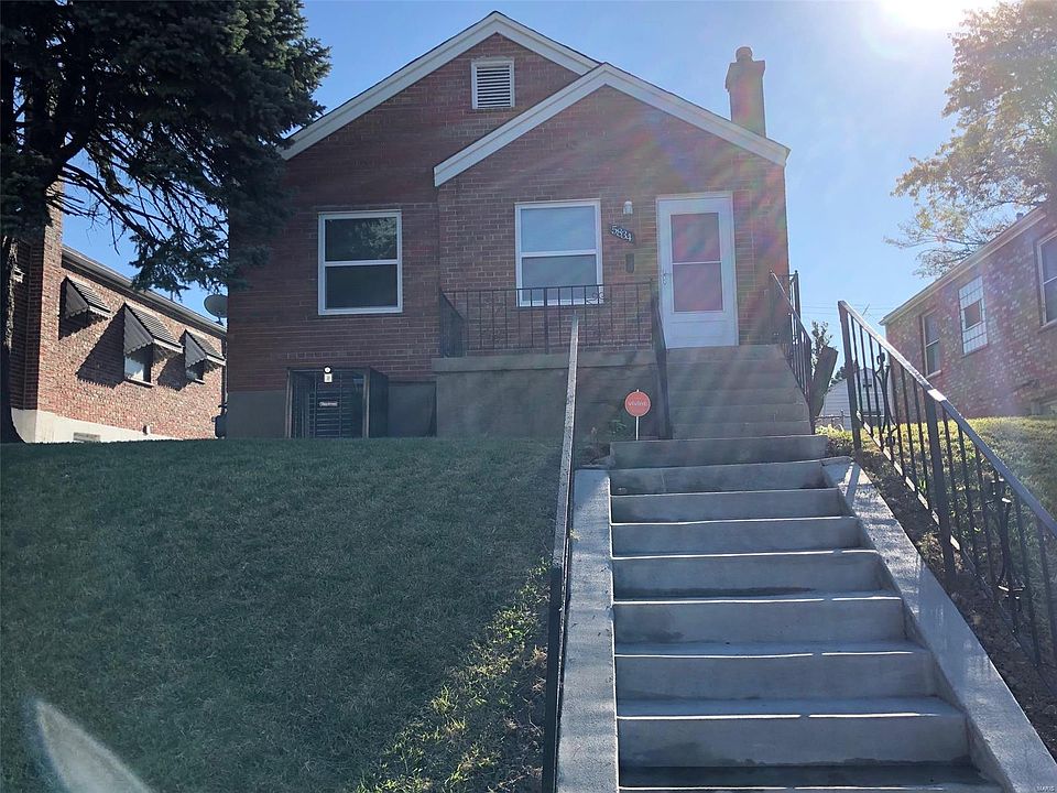 1st image of 5834 Woodland Ave