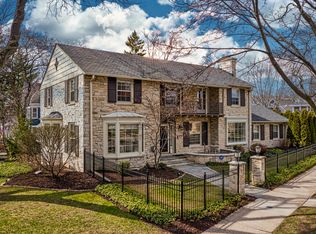 806 East Beaumont Ave Whitefish Bay WI 53217 Zillow