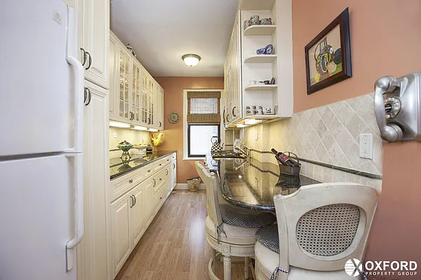 Sold by Oxford Property Group | media 6