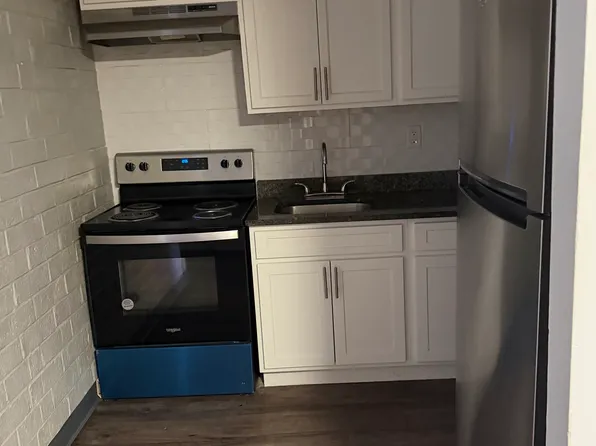 (undisclosed Address), West Hartford, CT 06119