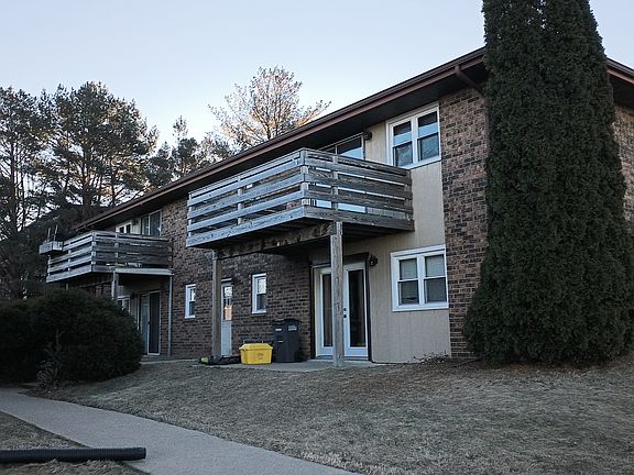 2nd image of 2050 Pasadena Dr #1