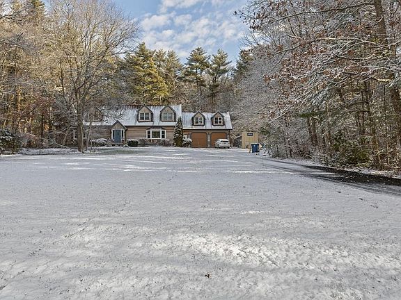 3rd image of 3 Grove Cir
