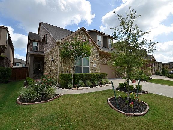 4th image of 17914 Pecan Bayou Ln
