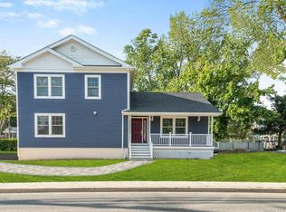 65 Payne St, Elmsford, NY 10523