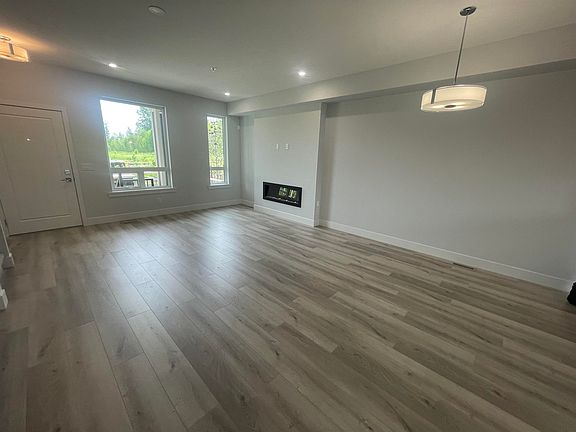5th image of 7783 206th St