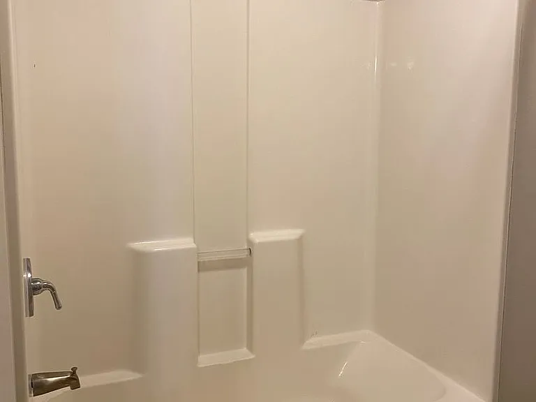 555 Countryside Ave — Photo 18