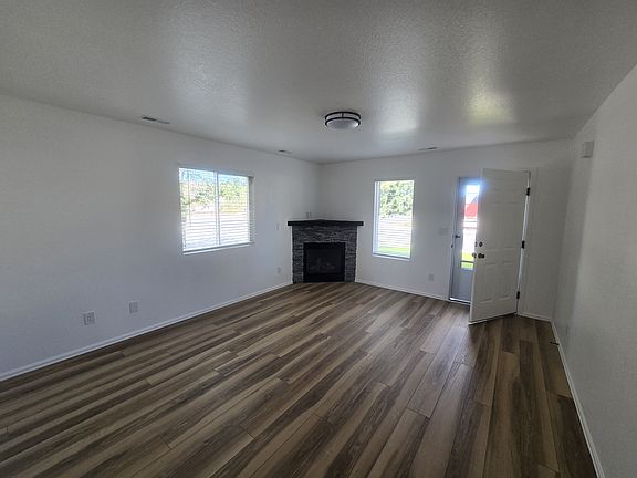 5th image of 788 Century Ln Unit B