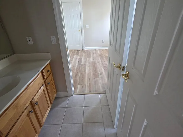 165 Oak Forest Rd — Photo 17