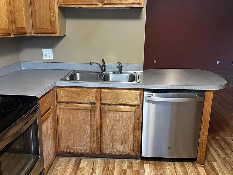 10950 Lexington Dr — Photo 14