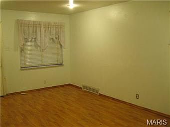 4th image of 8911 Bessemer Ave