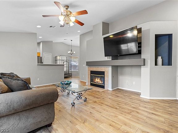 2nd image of 539 Old Highlands St
