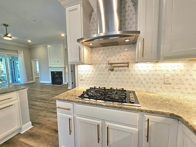 853 Bedminister Ln — Photo 10